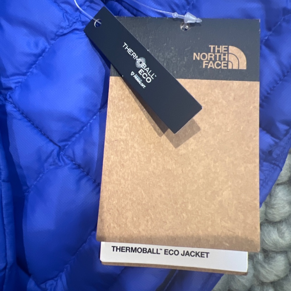 NWT Thermoball North Face - Picture 2 of 3